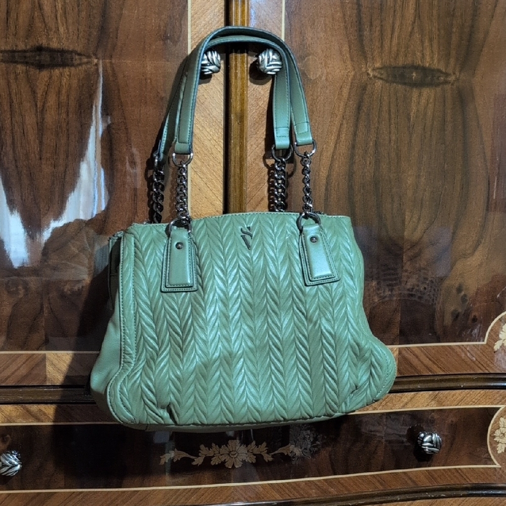 Vera Wang ZigZag Elegant Green Quilted Handbag